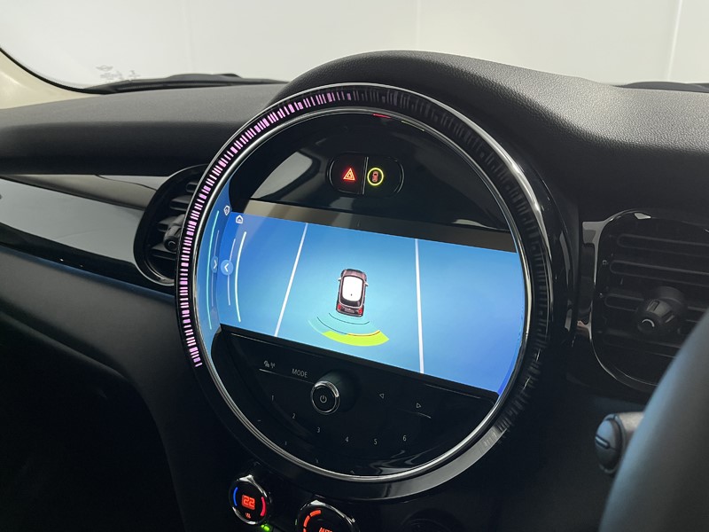 2022 (72) MINI HATCHBACK 1.5 Cooper Classic 3dr Auto 4900453