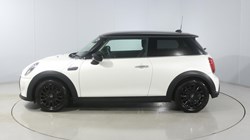 2022 (72) MINI HATCHBACK 1.5 Cooper Classic 3dr Auto 4900478