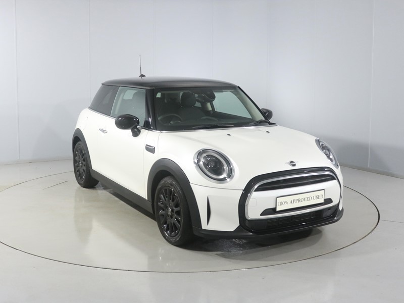 2022 (72) MINI HATCHBACK 1.5 Cooper Classic 3dr Auto