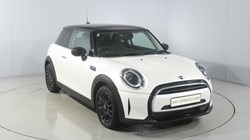 2022 (72) MINI HATCHBACK 1.5 Cooper Classic 3dr Auto 4900437