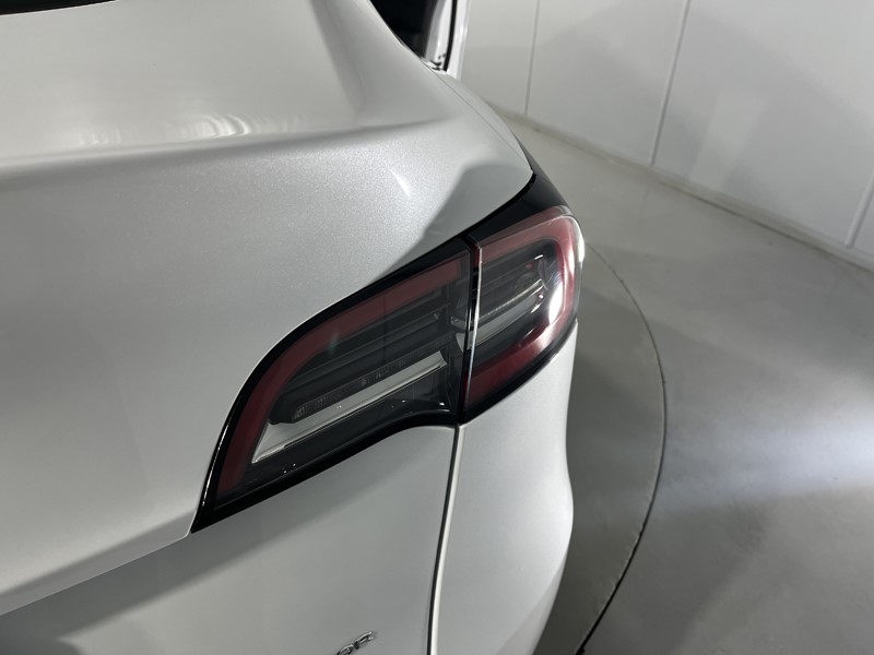 2023 (23) TESLA MODEL Y Long Range AWD 5dr Auto 4887745