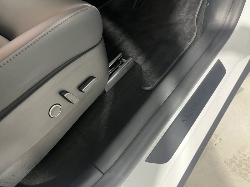 2023 (23) TESLA MODEL Y Long Range AWD 5dr Auto 4887724