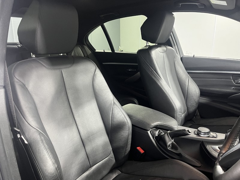 2018 (68) BMW 3 SERIES 330d xDrive M Sport Shadow Edition 4dr Step Auto 4883079