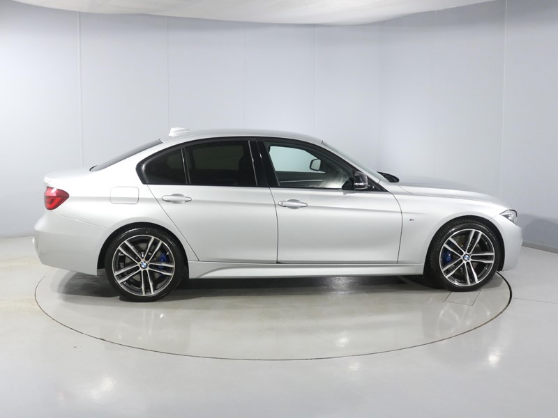 2018 (68) BMW 3 SERIES 330d xDrive M Sport Shadow Edition 4dr Step Auto 4883071