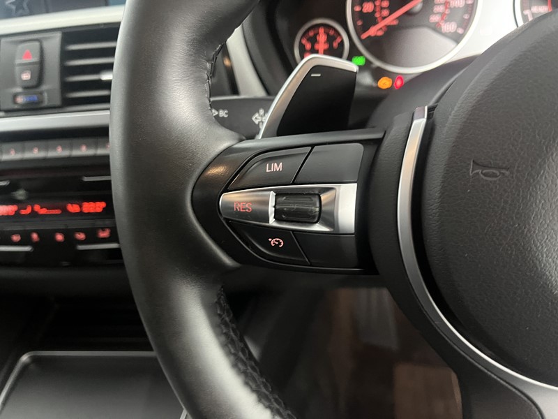 2018 (68) BMW 3 SERIES 330d xDrive M Sport Shadow Edition 4dr Step Auto 4883092