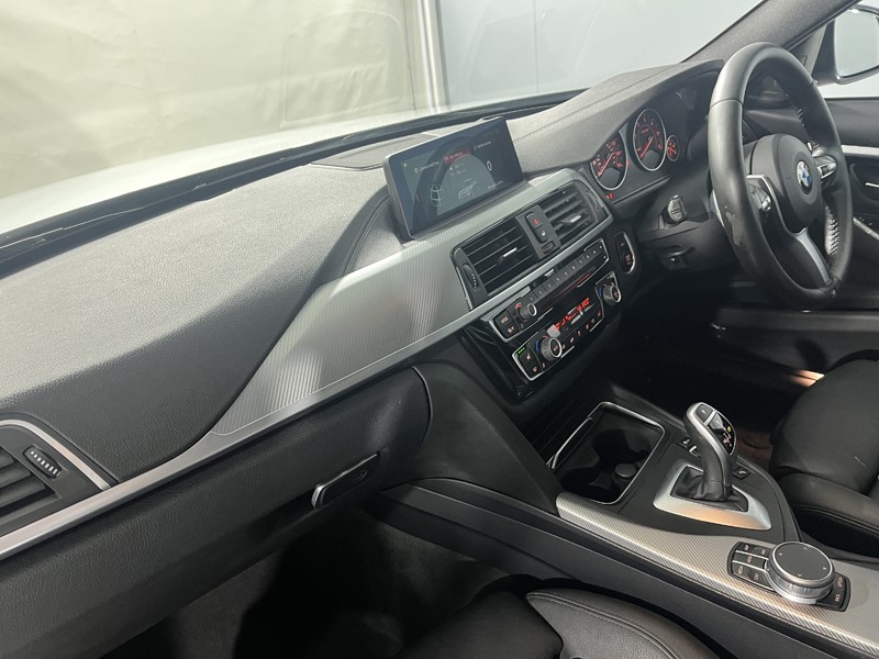 2018 (68) BMW 3 SERIES 330d xDrive M Sport Shadow Edition 4dr Step Auto 4883075