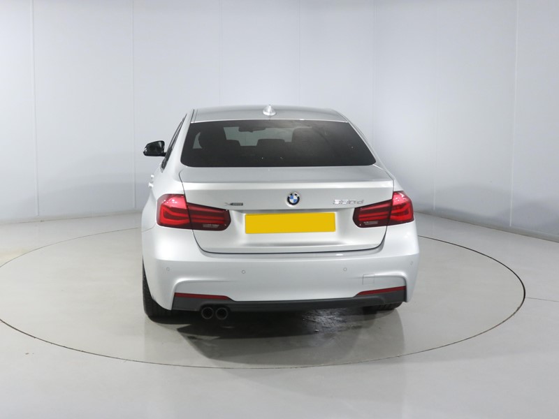 2018 (68) BMW 3 SERIES 330d xDrive M Sport Shadow Edition 4dr Step Auto 4883083