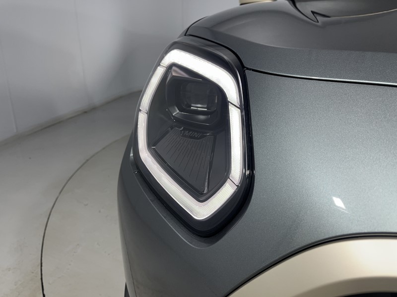 2025 (75) MINI COUNTRYMAN 1.5 C Exclusive 5dr Auto 5378323