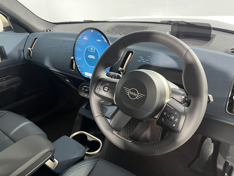 2025 (75) MINI COUNTRYMAN 1.5 C Exclusive 5dr Auto 5378293