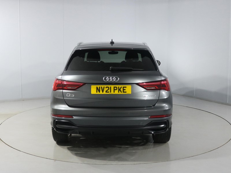 2021 (21) AUDI Q3 35 TFSI S Line 5dr S Tronic 4886953