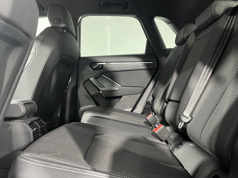 2021 (21) AUDI Q3 35 TFSI S Line 5dr S Tronic 4886973