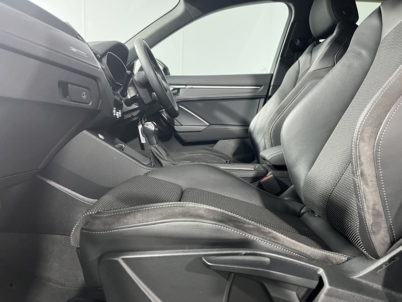 2021 (21) AUDI Q3 35 TFSI S Line 5dr S Tronic 4886972