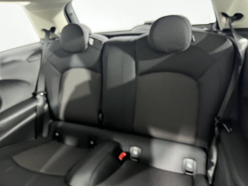 2022 (71) MINI HATCHBACK 1.5 Cooper Classic 3dr Auto 4896476