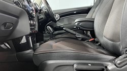 2022 (71) MINI HATCHBACK 1.5 Cooper Classic 3dr Auto 4896497