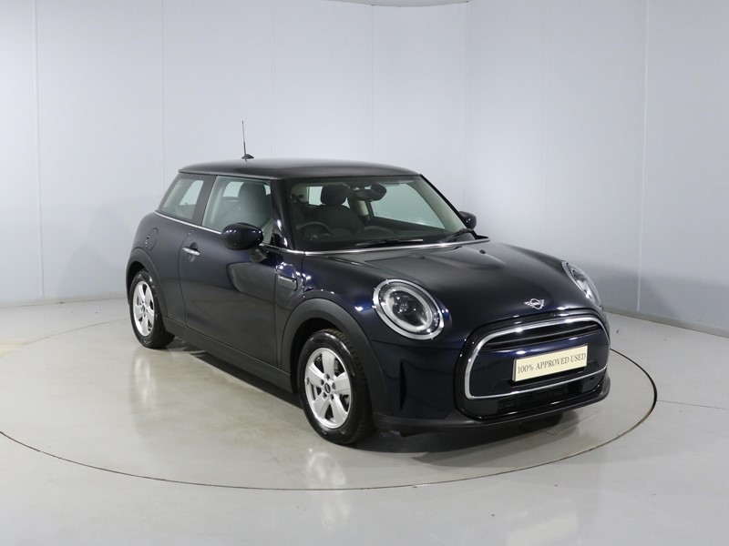 2022 (71) MINI HATCHBACK 1.5 Cooper Classic 3dr Auto