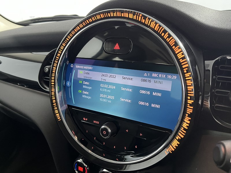 2022 (71) MINI HATCHBACK 1.5 Cooper Classic 3dr Auto 4896492