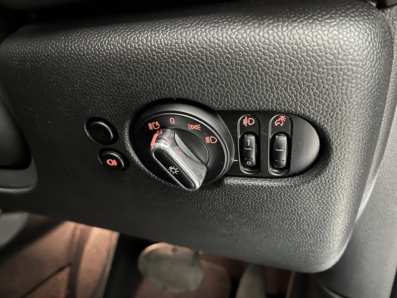 2022 (71) MINI HATCHBACK 1.5 Cooper Classic 3dr Auto 4896484