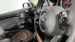 2022 (71) MINI HATCHBACK 1.5 Cooper Classic 3dr Auto 4896485