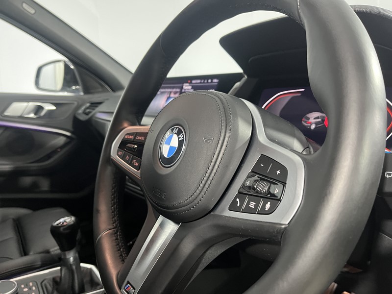 2021 (21) BMW 1 SERIES 118d M Sport 5dr 4909115