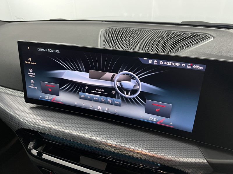 2025 (25) BMW 3 SERIES 330e 22.3 kWh M Sport 4dr Step Auto 4905885