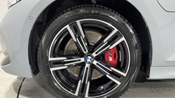 2025 (25) BMW 3 SERIES 330e 22.3 kWh M Sport 4dr Step Auto 4905868