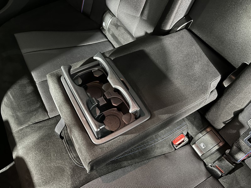 2025 (25) BMW 3 SERIES 330e 22.3 kWh M Sport 4dr Step Auto 4905892