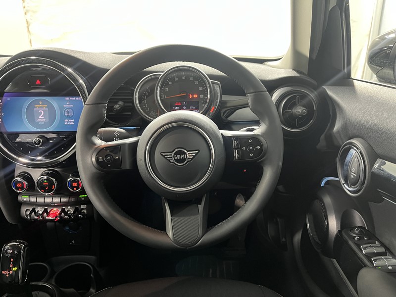 2022 (72) MINI HATCHBACK 1.5 Cooper Classic 5dr Auto 4915024