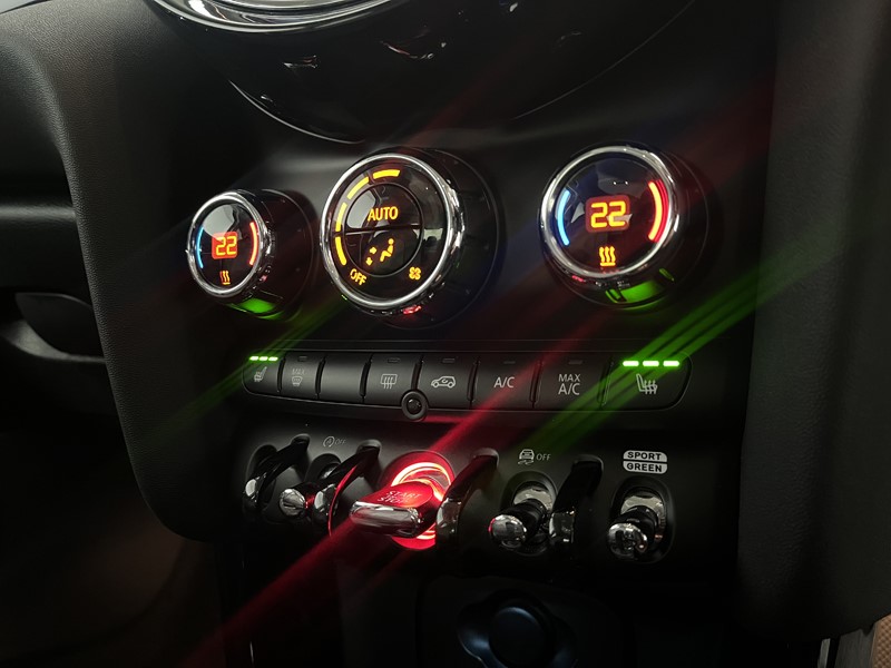 2022 (72) MINI HATCHBACK 1.5 Cooper Classic 5dr Auto 4915049