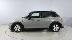 2022 (72) MINI HATCHBACK 1.5 Cooper Classic 5dr Auto 4915061