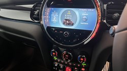 2022 (22) MINI HATCHBACK 1.5 Cooper Sport 3dr 4914985