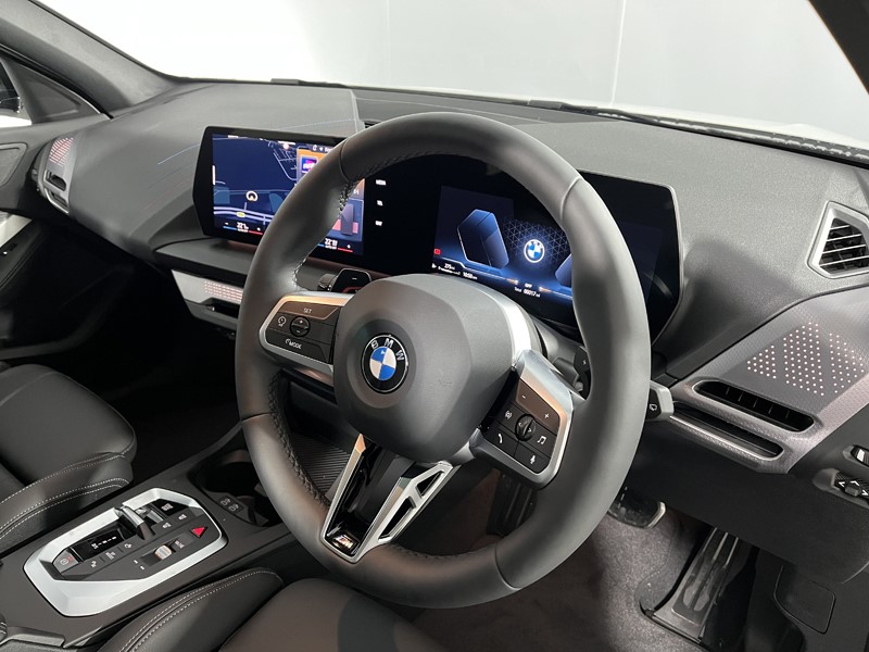 2025 (25) BMW 1 SERIES 120 M Sport 5dr Step Auto 4961340