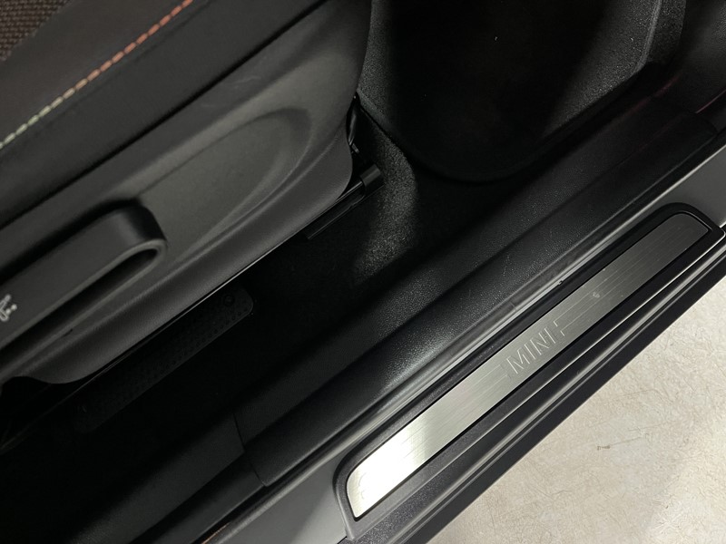 2022 (22) MINI COUNTRYMAN 1.5 Cooper Classic 5dr Auto 4922445