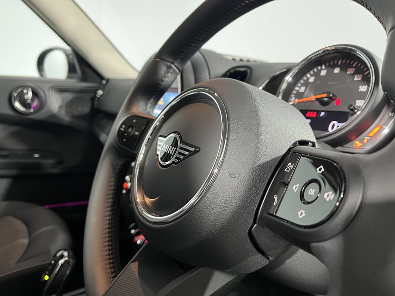 2022 (22) MINI COUNTRYMAN 1.5 Cooper Classic 5dr Auto 4922448