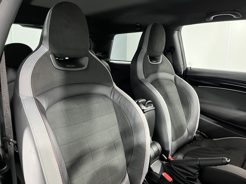 2023 (73) MINI HATCHBACK 2.0 Cooper S Sport Premium Plus 5dr Auto 4939265