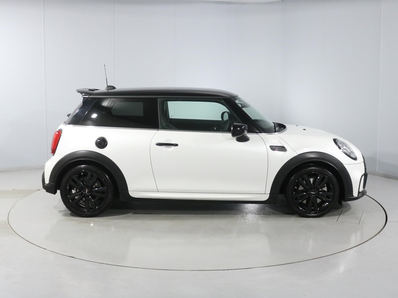 2023 (73) MINI HATCHBACK 2.0 Cooper S Sport Premium Plus 5dr Auto 4939257