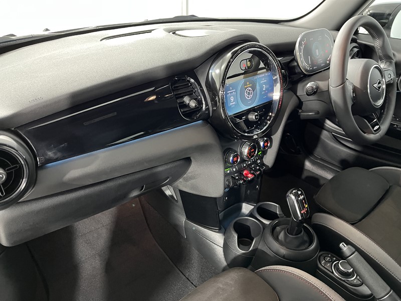 2023 (73) MINI HATCHBACK 2.0 Cooper S Sport Premium Plus 5dr Auto 4939261