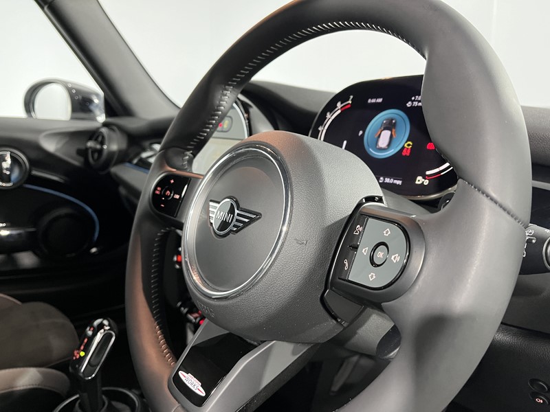 2023 (73) MINI HATCHBACK 2.0 Cooper S Sport Premium Plus 5dr Auto 4939275