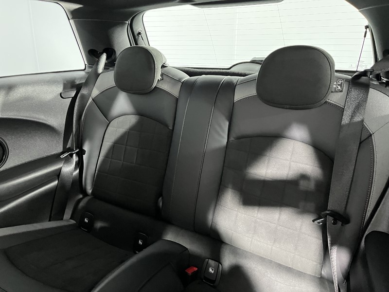 2023 (73) MINI HATCHBACK 2.0 Cooper S Sport Premium Plus 5dr Auto 4939266