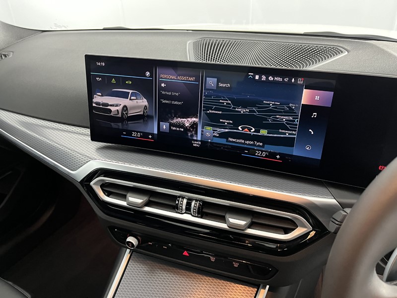 2024 (74) BMW 3 SERIES 320i M Sport 4dr Step Auto 4925472