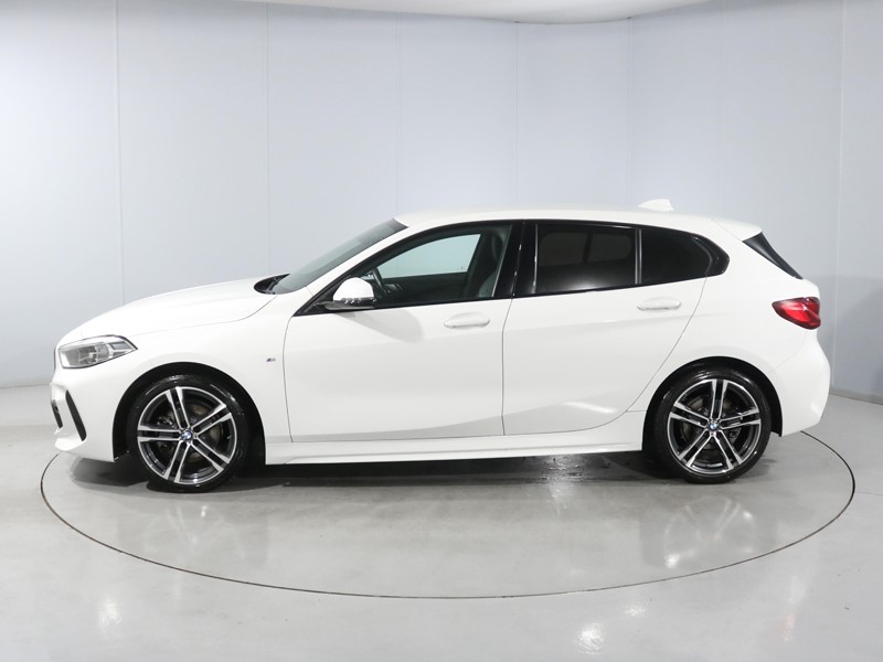 2021 (21) BMW 1 SERIES 118i [136] M Sport 5dr 4921097