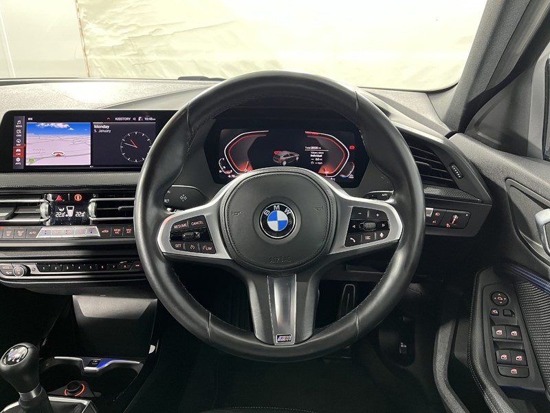 2021 (21) BMW 1 SERIES 118i [136] M Sport 5dr 4921054