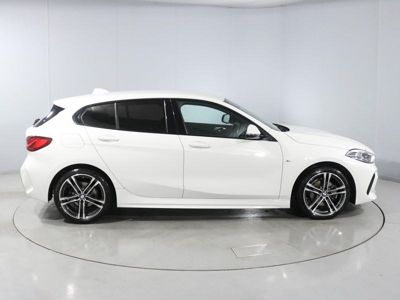 2021 (21) BMW 1 SERIES 118i [136] M Sport 5dr 4921052