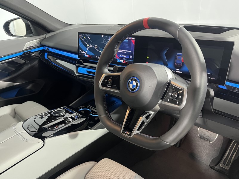 2024 (24) BMW I5 442kW M60 xDrive 84kWh 4dr Auto 4925037