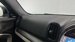 2022 (72) MINI COUNTRYMAN 1.5 Cooper Exclusive 5dr Auto 4977563
