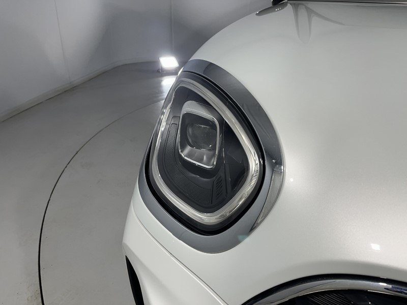 2022 (72) MINI COUNTRYMAN 1.5 Cooper Exclusive 5dr Auto 4977577