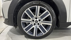 2022 (72) MINI COUNTRYMAN 1.5 Cooper Exclusive 5dr Auto 4977549