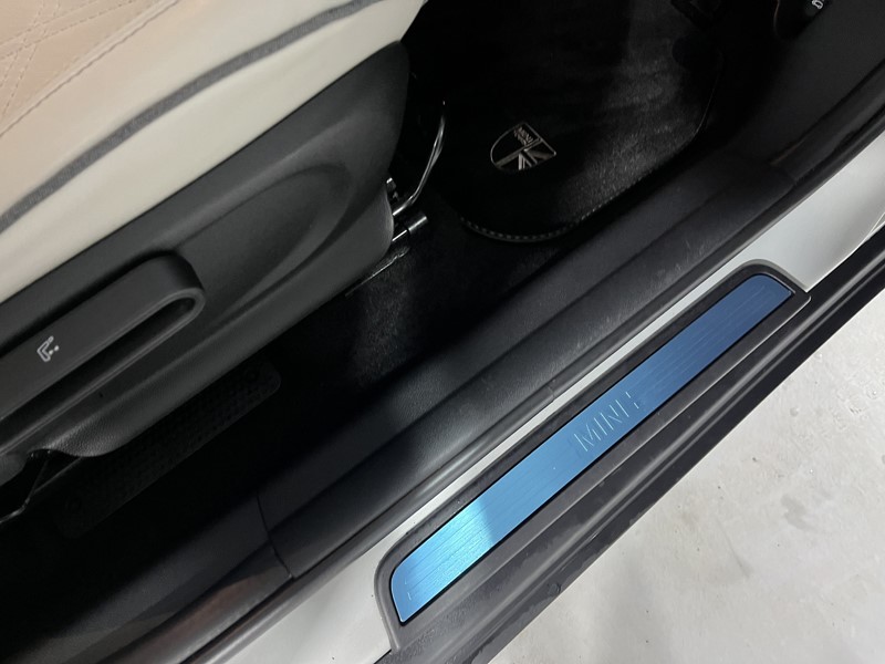 2022 (72) MINI COUNTRYMAN 1.5 Cooper Exclusive 5dr Auto 4977555