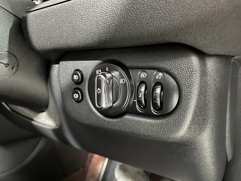 2023 (23) MINI CLUBMAN 1.5 Cooper Classic Premium 6dr Auto 4930324