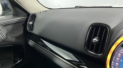 2022 (72) MINI COUNTRYMAN 1.5 Cooper Classic 5dr Auto 4930186