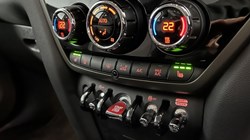 2022 (72) MINI COUNTRYMAN 1.5 Cooper Classic 5dr Auto 4930189